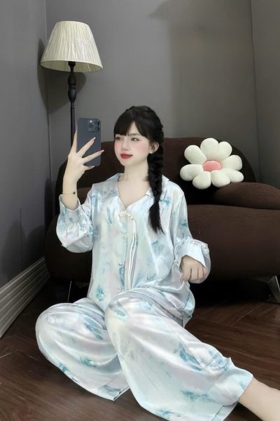 Premium Mulberry Silk Floral Long-Sleeve Pajama Set