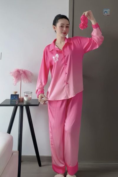 Blush Bloom Premium Mulberry Silk Pajama Set with Matching Scrunchie