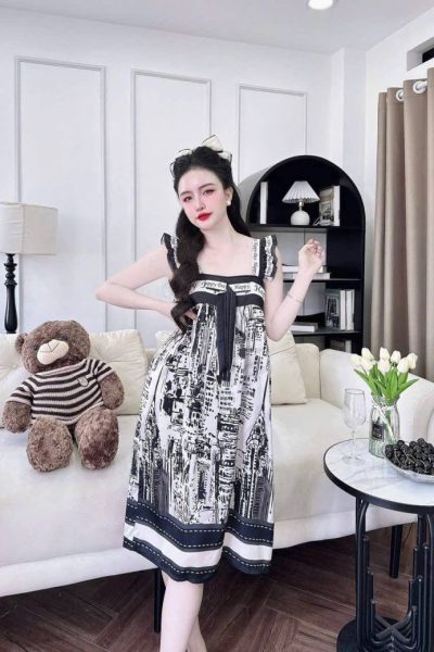 City Lights Mulberry Silk Nightdress