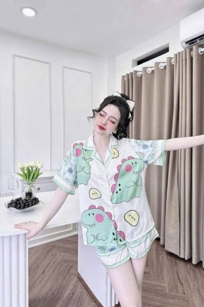 Breezy Button Mulberry Silk Short Pant Pajama Set