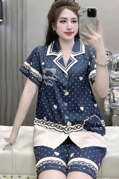 Mulberry Silk Capri Pants Pajama Set