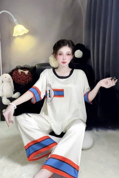 Mulberry Silk Charm Lounge Set